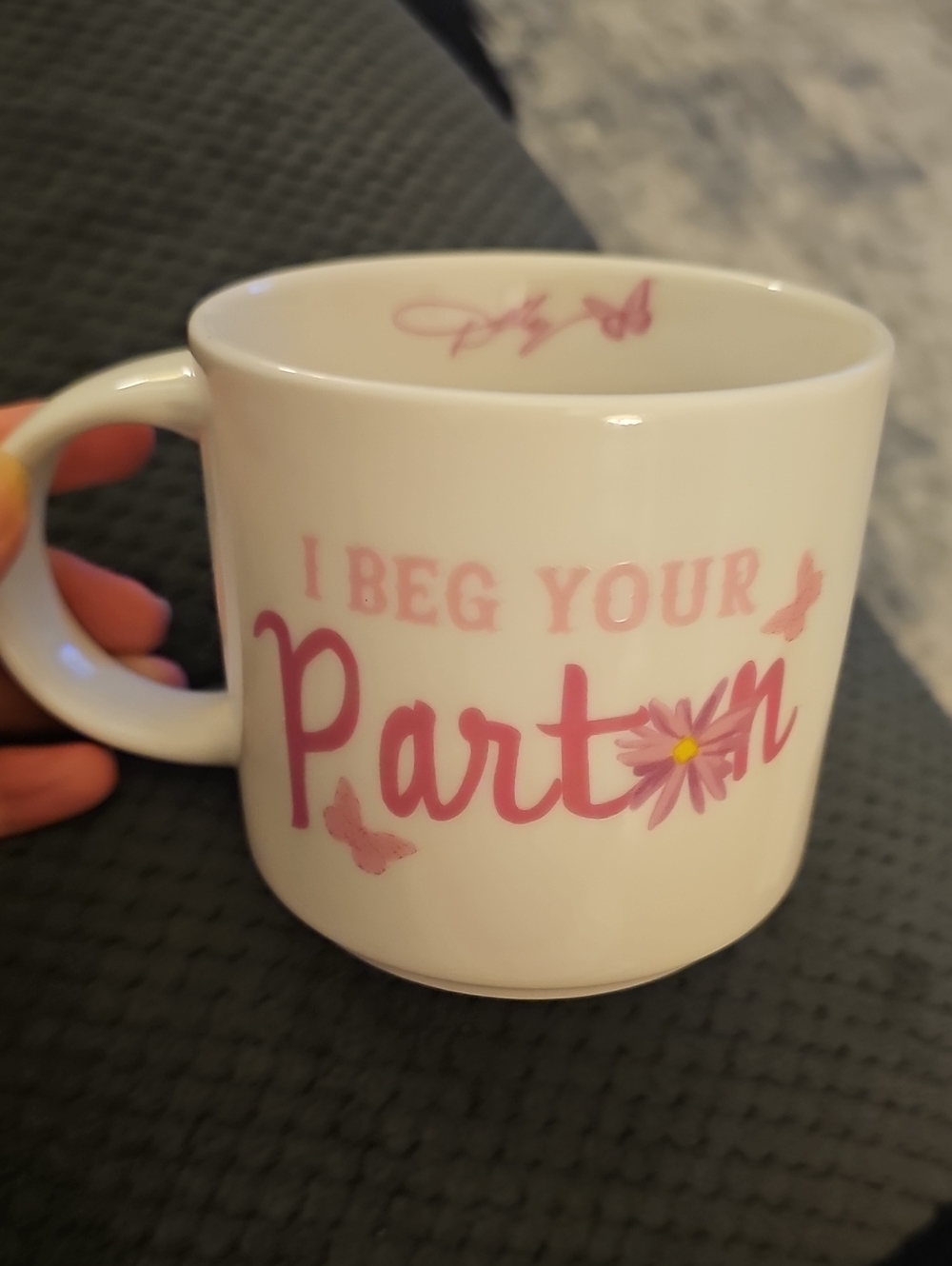 Dolly's White Ceramic 'I Beg Your Parton' Pink Floral Accent Mug w/Butterfly
